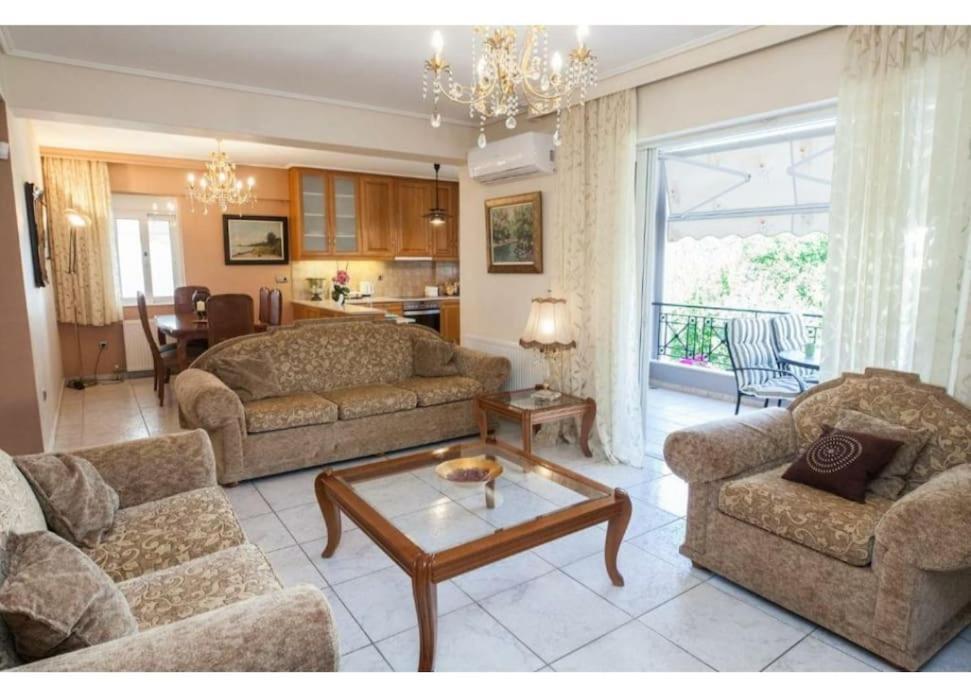 Luxury 2br Retreat In Marousi *
