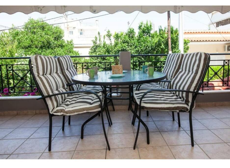 Luxury 2br Retreat In Marousi Appartement